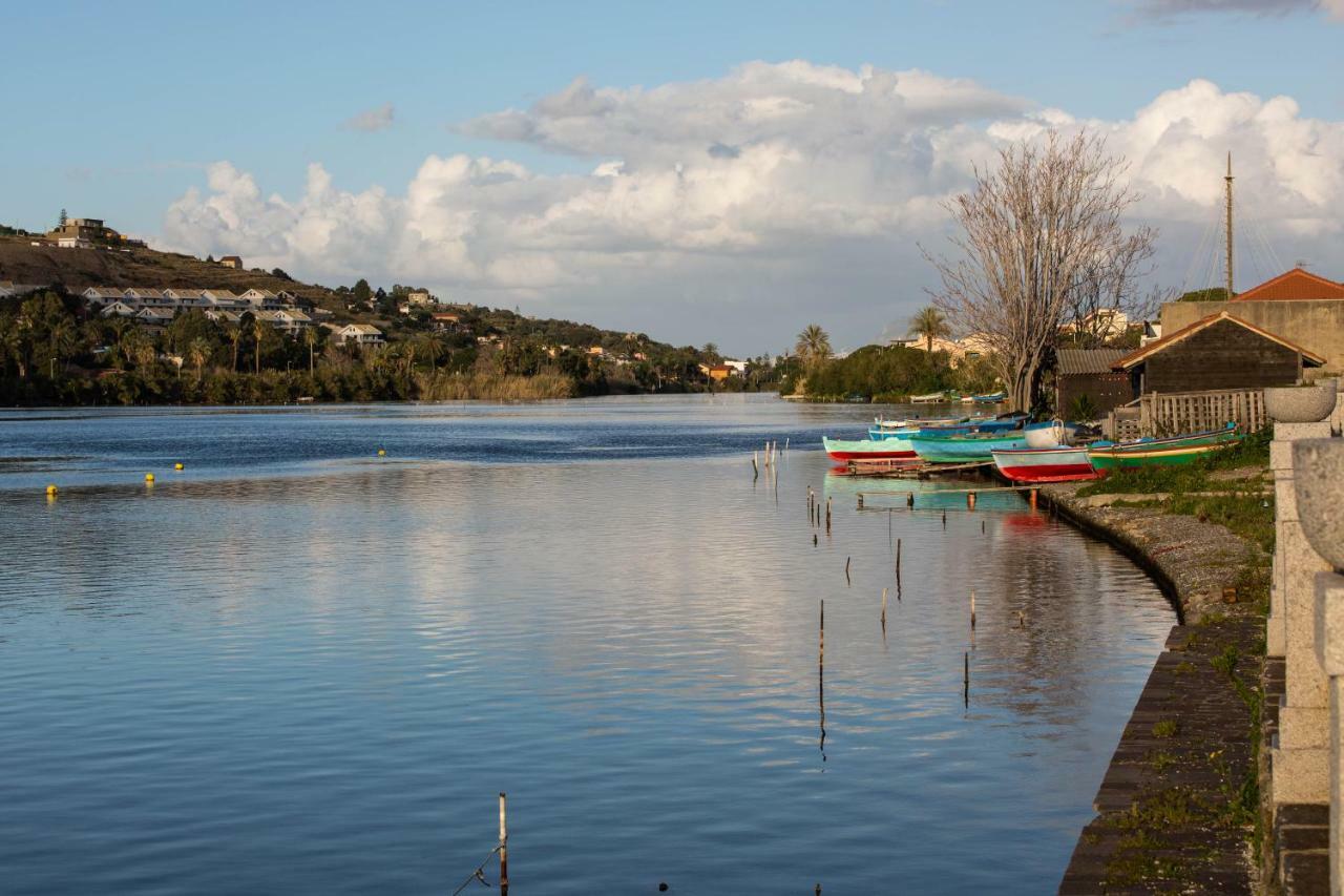 Case Panoramiche Sul Lago Messina Kültér fotó